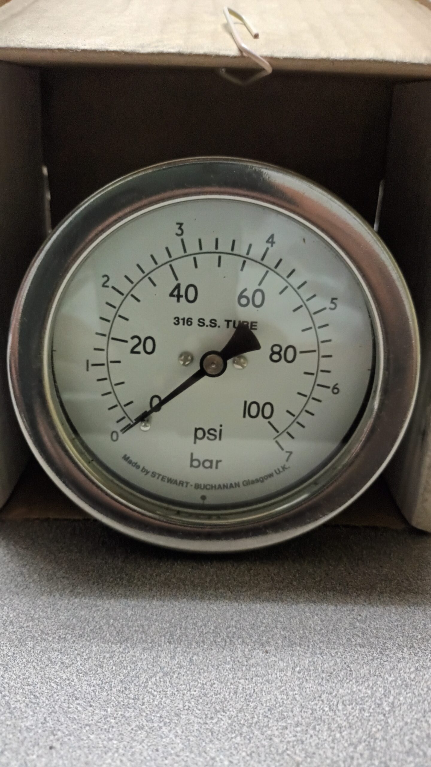 Pressure Gauge 0-100 PSI/0-7 Bar - TOSL Engineering Limited